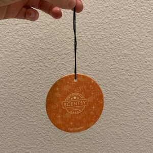 FREE Scentsy Car Air Freshener “Fall Feelin’” scent